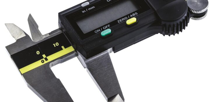 Digital Versatility: Mitutoyo’s 150mm Caliper Measures Both Metric and Imperial Units